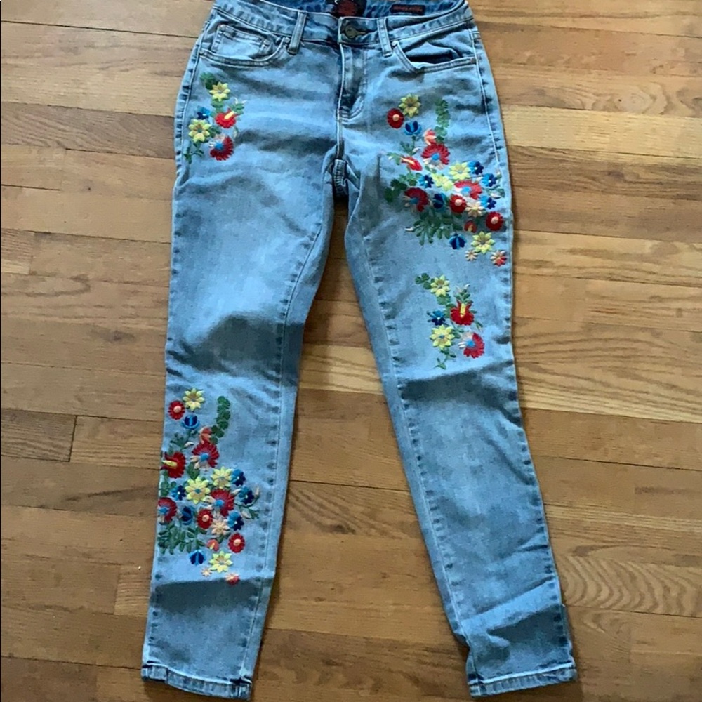 Earl skinny ankle jeans